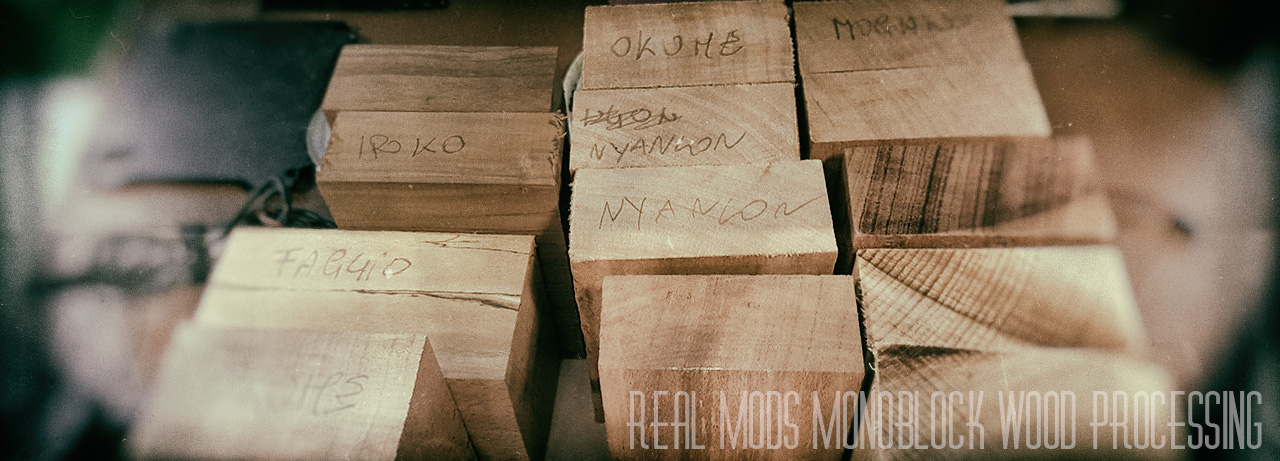 Real Mods Svapo Box in legno Monoblocco